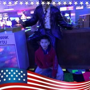 Meet your Posher, Ngoc